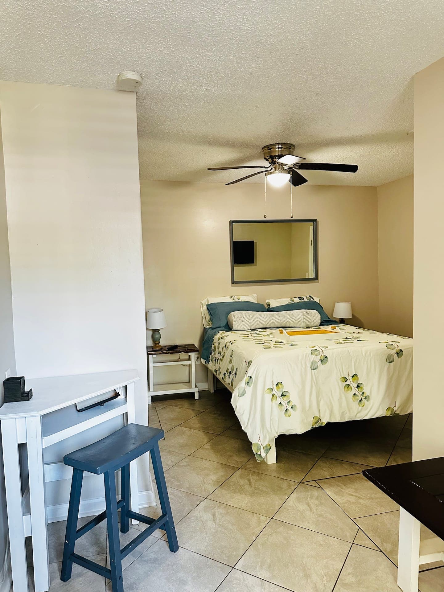 Spacious Dual-Home Retreat photo 12